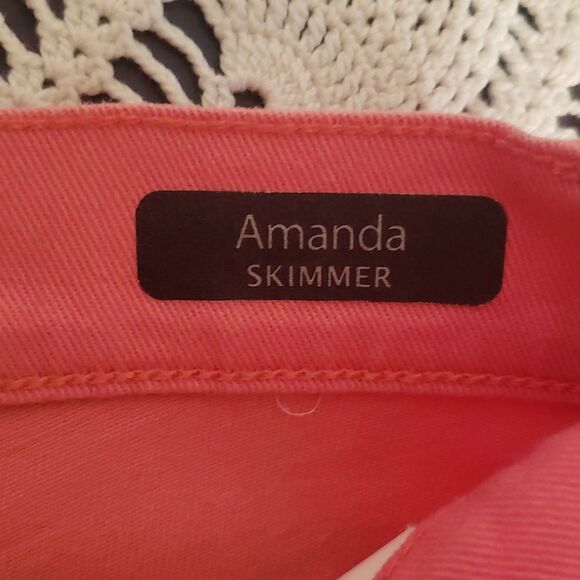 Gloria Vanderbilt Amanda All-Around Slimming Effect Pink Capris Sz 14P - Picture 6 of 9